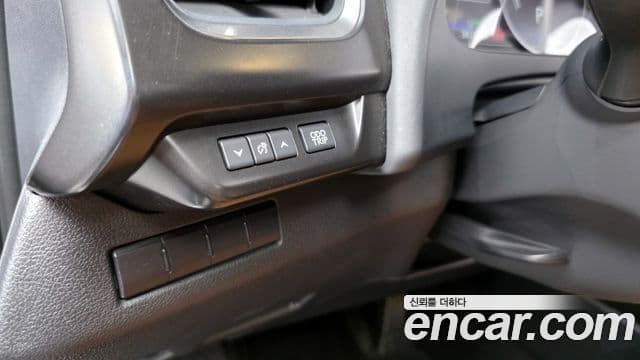Lexus UX250h 2019 — Şəkil 15/20