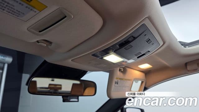 Lexus UX250h 2019 — Şəkil 19/20