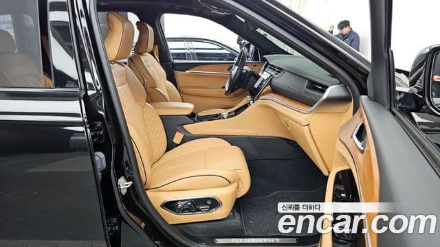 Jeep Grand Cherokee 2023 — ფოტო 11/20