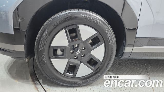 Hyundai Santa Fe 2024 — Şəkil 5/20
