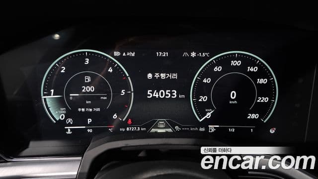 Volkswagen Touareg 2024 — ფოტო 8/20