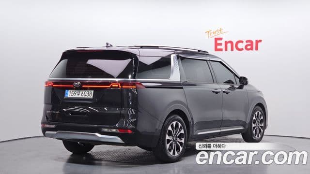 Kia Carnival 2020 — Фото 2/20