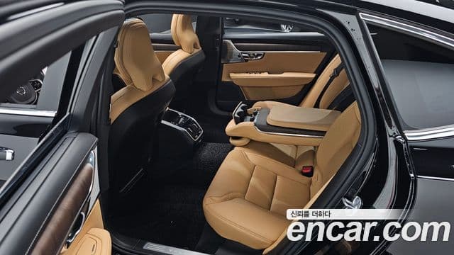Volvo S90 2023 — Фото 12/20