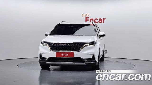 Kia Carnival 2022 — ფოტო 3/20