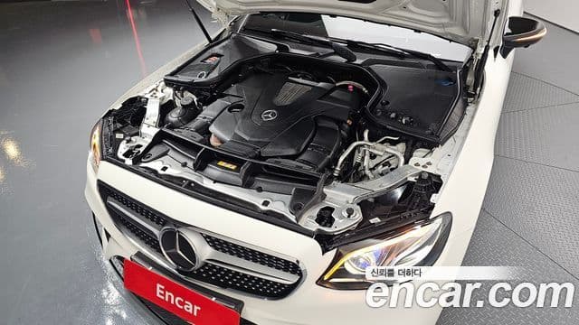 Mercedes-Benz E-Class 2019 — ფოტო 6/20