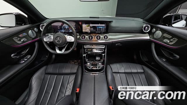 Mercedes-Benz E-Class 2019 — ფოტო 7/20
