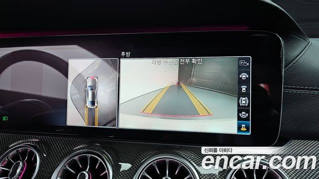 Mercedes-Benz E-Class 2019 — ფოტო 16/20