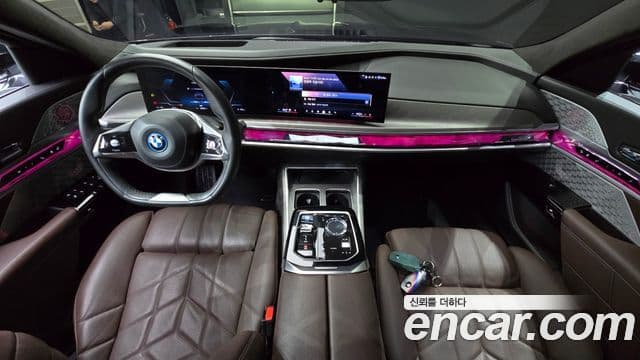 BMW i7 2022 — Şəkil 19/20