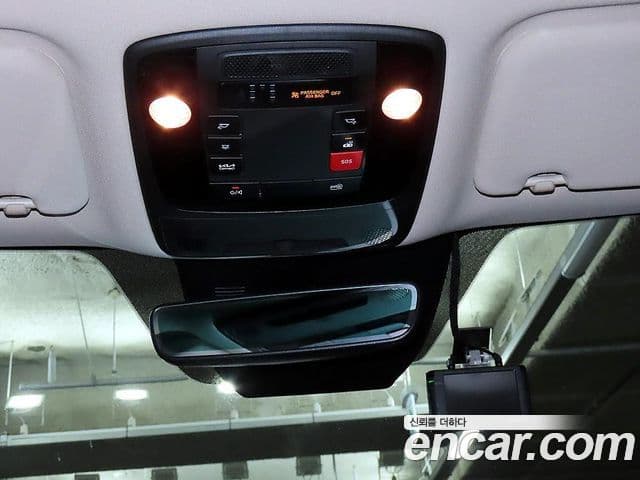 Kia Carnival 2022 — Şəkil 14/20