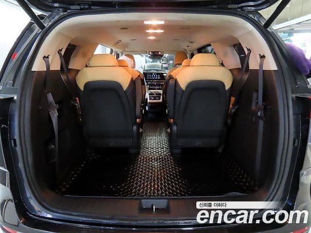 Kia Carnival 2022 — Şəkil 16/20