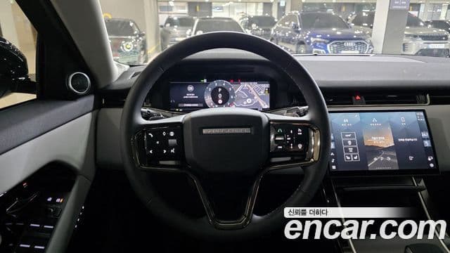 Land Rover Range Rover Evoque 2025 — ფოტო 9/18
