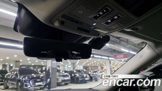 Land Rover Range Rover Evoque 2025 — ფოტო 17/18