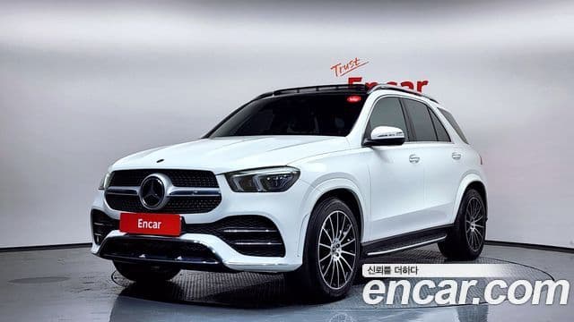 Mercedes-Benz GLE-Class 2021 — ფოტო 1/20