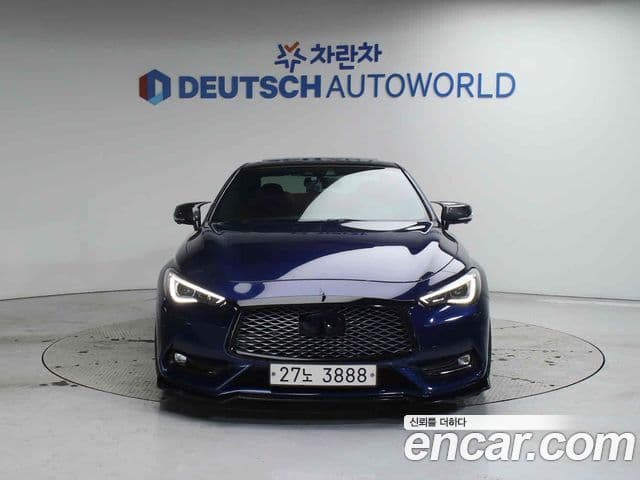 Infiniti Q60 2018 — Photo 13/20