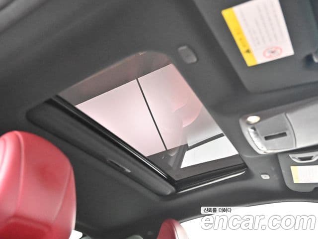Infiniti Q60 2018 — Photo 15/20