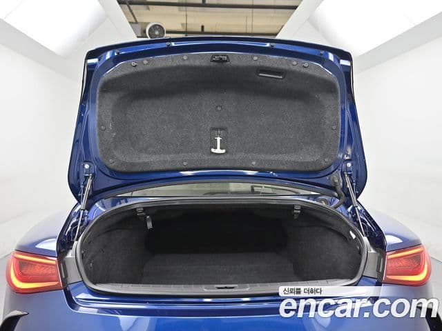 Infiniti Q60 2018 — Photo 4/20
