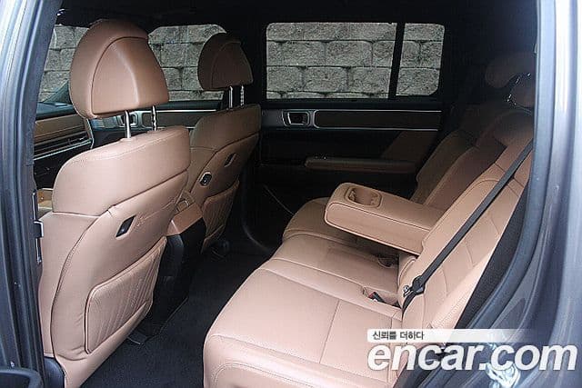 Hyundai Santa Fe 2024 — Şəkil 10/20