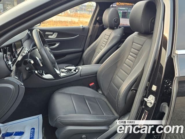 Mercedes-Benz E-Class 2018 — Photo 15/20