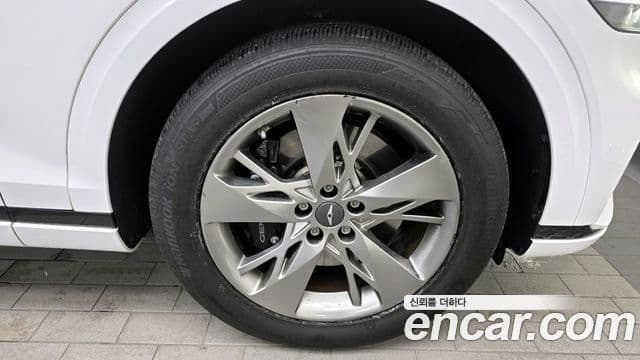 Genesis GV70 2022 — ფოტო 5/20