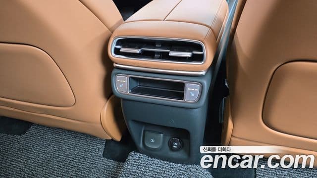 Genesis GV80 2023 — Şəkil 19/20