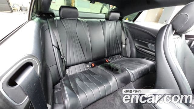 Mercedes-Benz E-Class 2020 — ფოტო 12/20