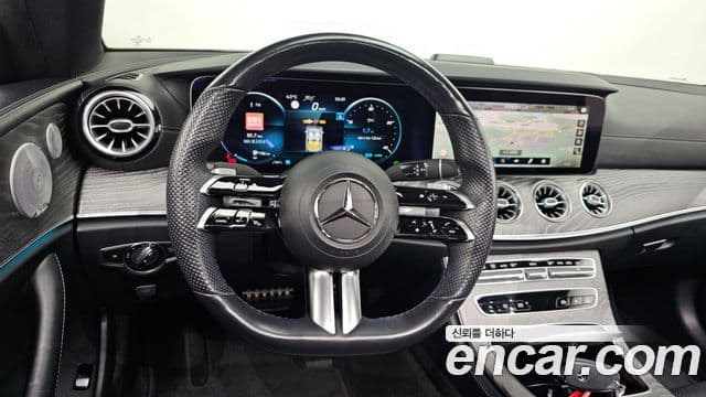 Mercedes-Benz E-Class 2020 — ფოტო 13/20