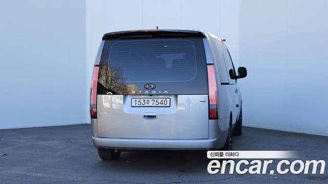 Hyundai Staria 2023 — Şəkil 4/20