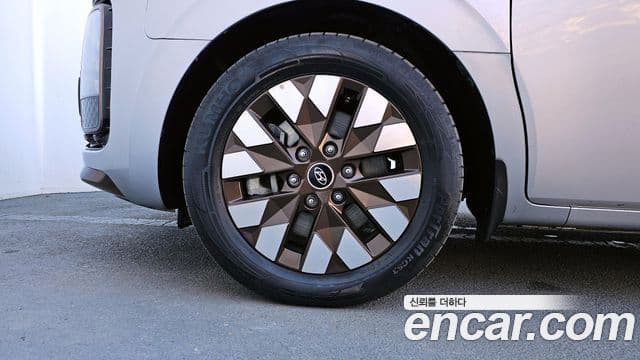 Hyundai Staria 2023 — Şəkil 5/20