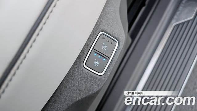Hyundai Staria 2023 — Şəkil 18/20