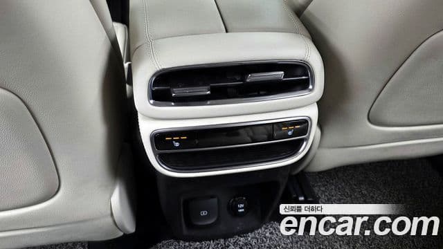 Genesis GV80 2020 — Şəkil 19/20
