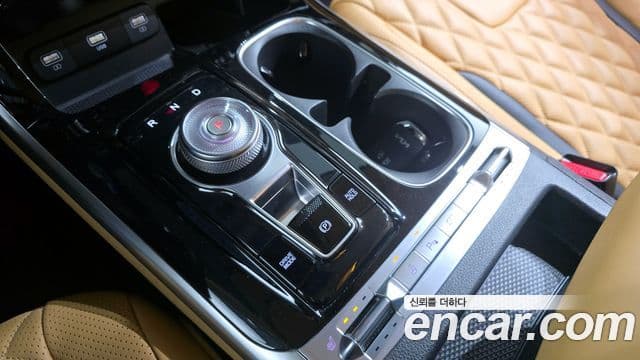 Kia Carnival 2022 — Şəkil 9/20