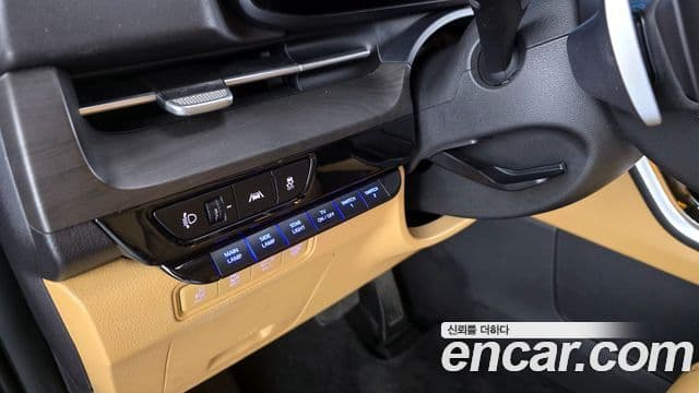 Kia Carnival 2022 — Şəkil 17/20