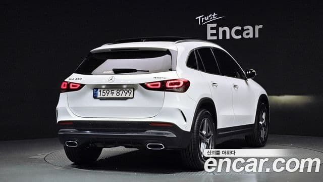 Mercedes-Benz GLA-Class 2022 — Фото 2/20