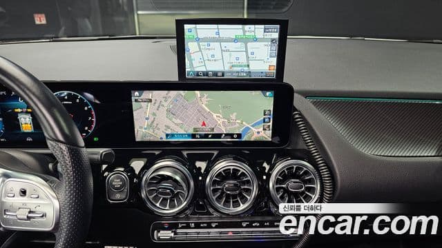 Mercedes-Benz GLA-Class 2022 — Фото 15/20