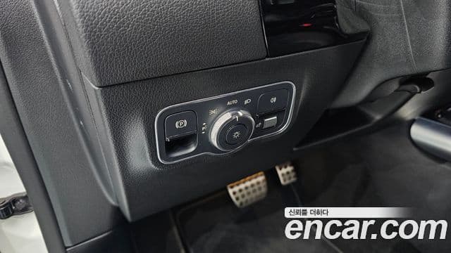 Mercedes-Benz GLA-Class 2022 — Фото 20/20