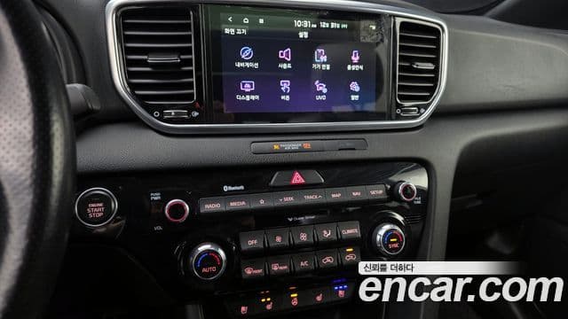 Kia Sportage The Bold 2018 — ფოტო 14/20