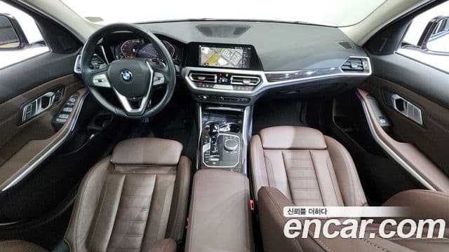 BMW 3 Series 2022 — ფოტო 7/20