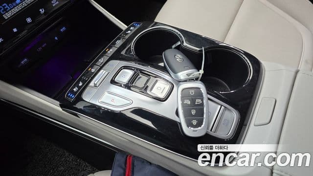 Hyundai The New Tucson 2022 — ფოტო 9/20