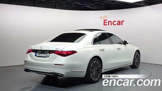 Mercedes-Benz S-Class 2021 — ფოტო 2/20
