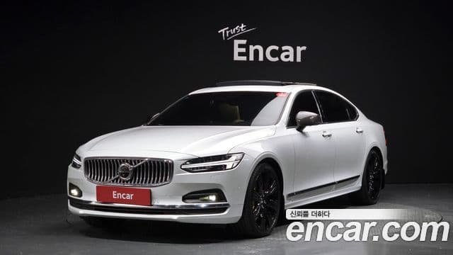Volvo S90 2021 — Photo 2/20