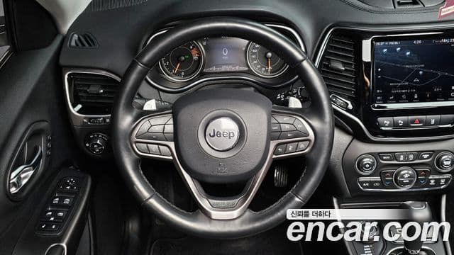 Jeep Cherokee 2020 — Фото 14/20