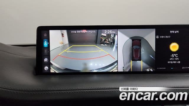 Genesis GV70 2021 — ფოტო 16/20