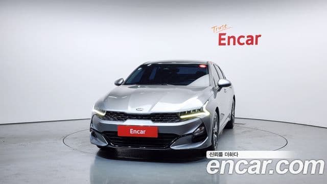 Kia K5 2021 — ფოტო 15/20
