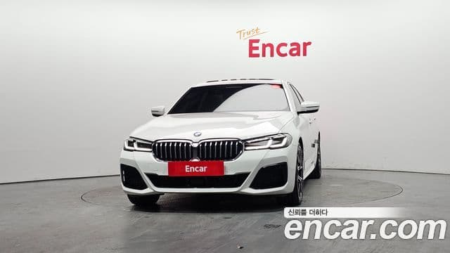 BMW 5 Series 2022 — ფოტო 10/20