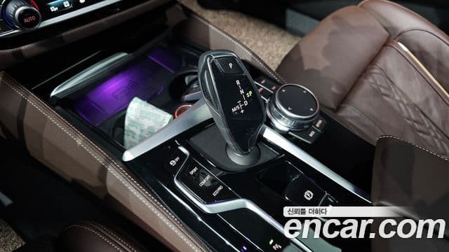BMW 5 Series 2022 — ფოტო 7/20