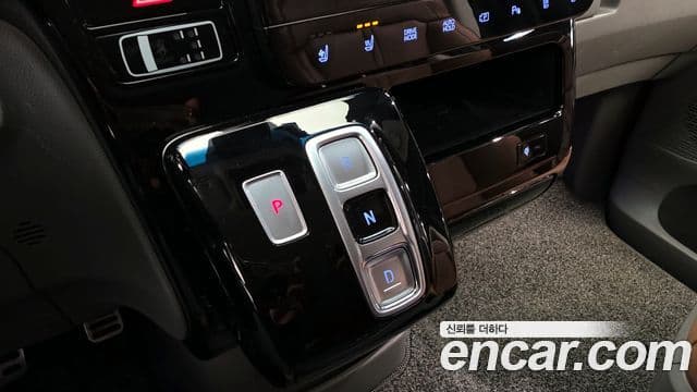 Hyundai Staria 2022 — Şəkil 9/20