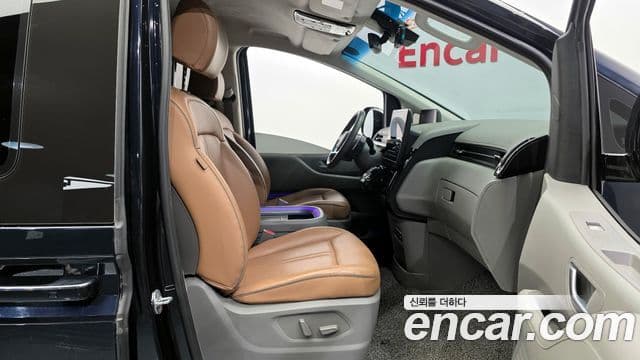 Hyundai Staria 2022 — Şəkil 10/20