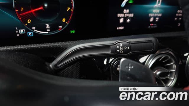 Mercedes-Benz CLA-Class 2020 — ფოტო 2/20