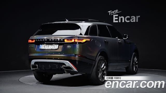 Land Rover Range Rover Velar 2021 — Фото 2/20