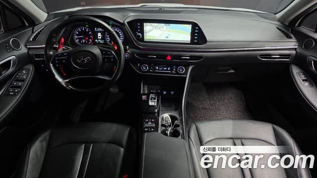 Hyundai Sonata 2021 — ფოტო 10/20